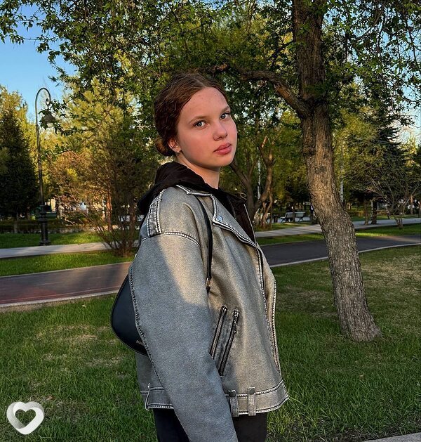 Юлиана, 26, Омске — анкета №2379781