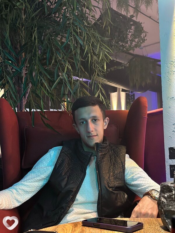 Рамиль, 21, Сургуте — анкета №2379861