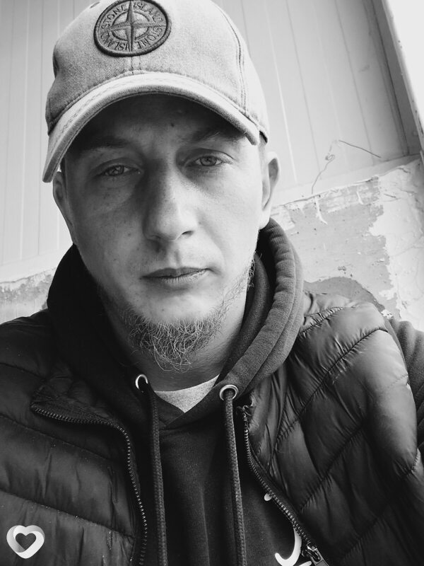 Максим, 28, Курске — анкета №2379925