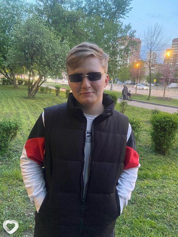 Евгений, 21, Москве — анкета №2380283