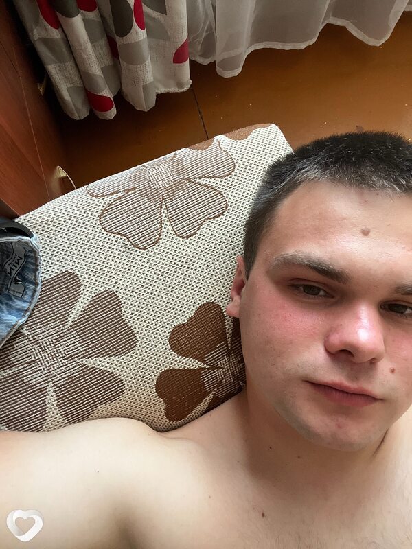 Максим, 22, Москве — анкета №2380311