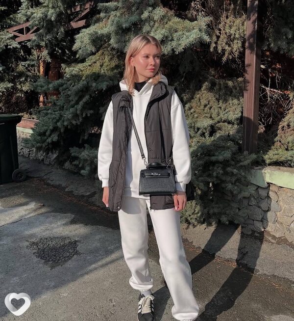 Эмилия, 24, Санкт-Петербурге — анкета №2380651