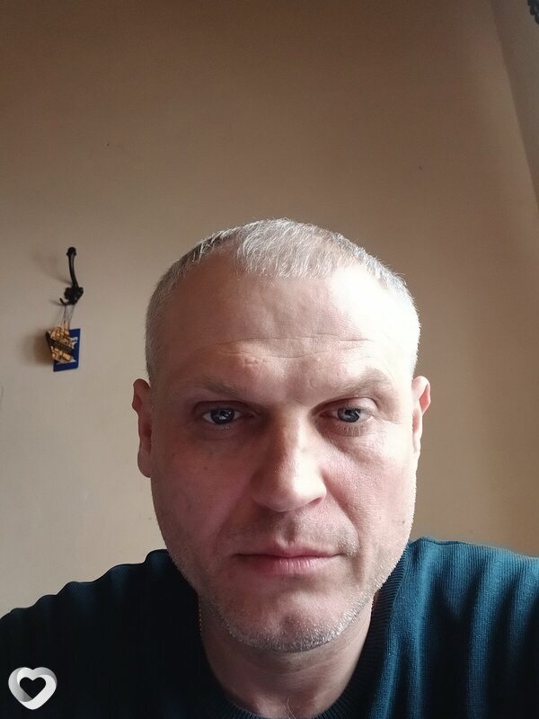 Артем, 41, Брянске — анкета №2380915