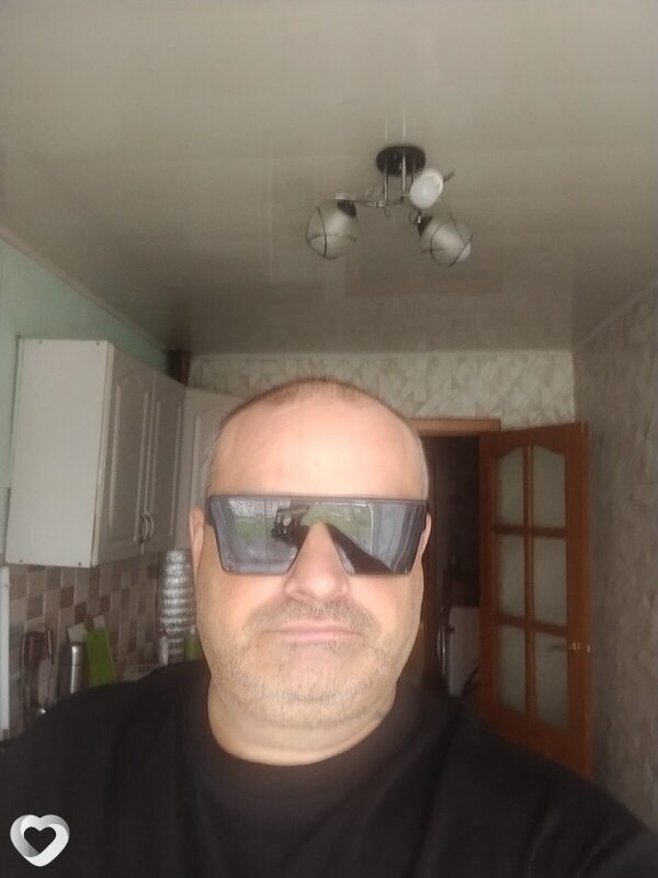 Дмитрий, 40, Червени — анкета №2381147