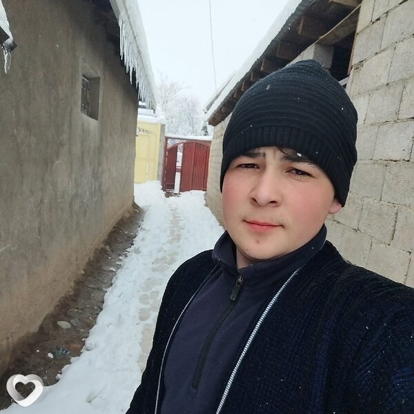 Sunatullo, 19, Улан-Удэ — анкета №2381667