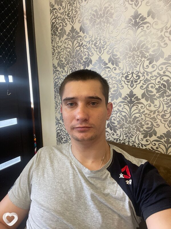 Дмитрий, 27, Ангарске — анкета №2382065