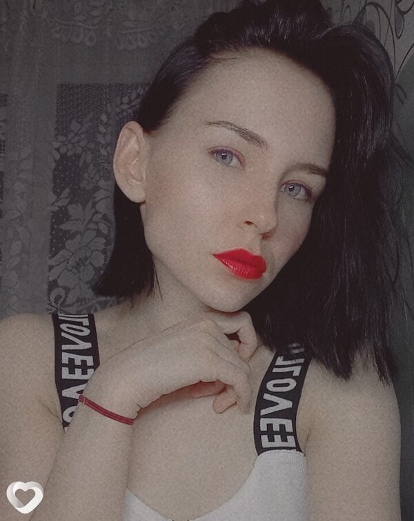 Анна, 23, Екатеринбурге — анкета №2382102