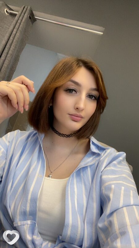 Арина, 25, Москве — анкета №2382319