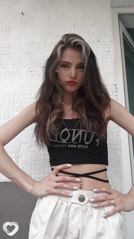 Виктория, 19, Киселевске — анкета №2382379
