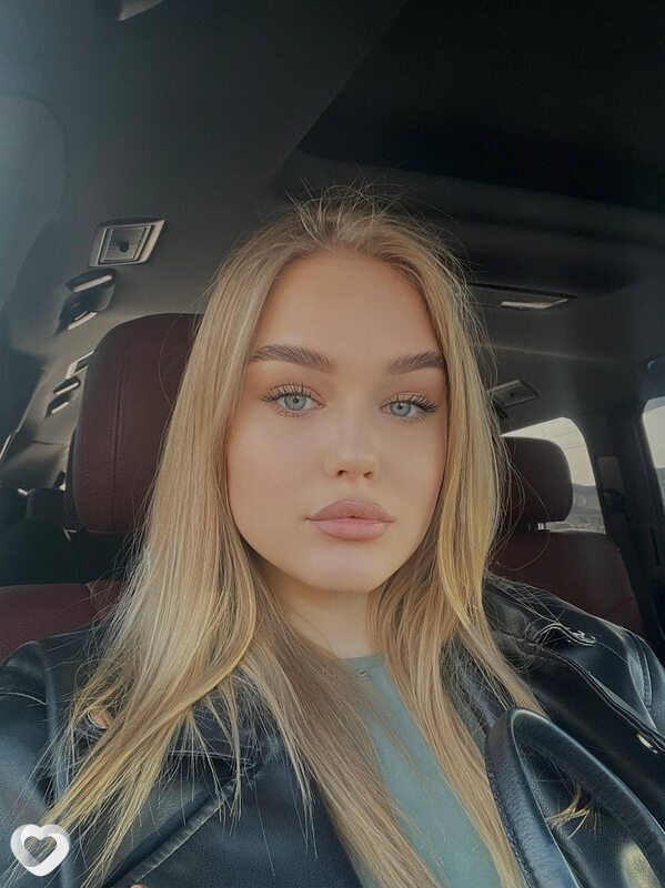 Алёна, 26, Москве — анкета №2382663