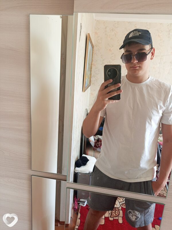 Владимир, 19, Тамбове — анкета №2382474