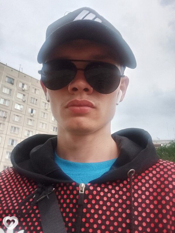 Юра, 21, Челябинске — анкета №2383035