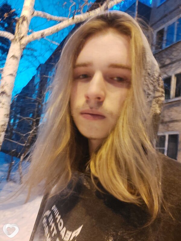 Андрей, 21, Братске — анкета №2382918
