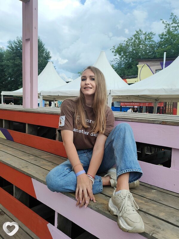 Оля, 37, Екатеринбурге — анкета №2382650
