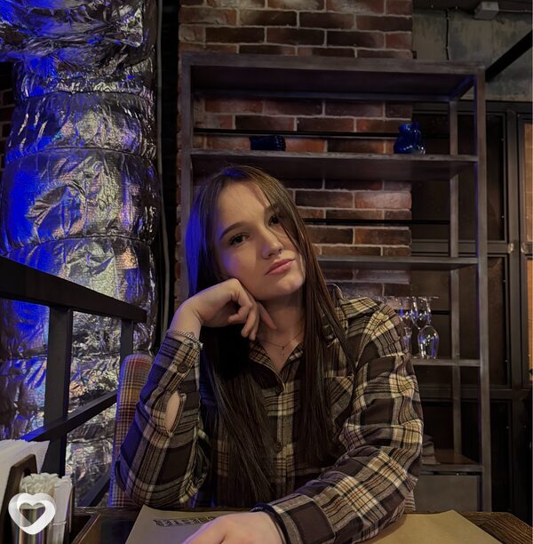 Вероника, 21, Брянске — анкета №2383144