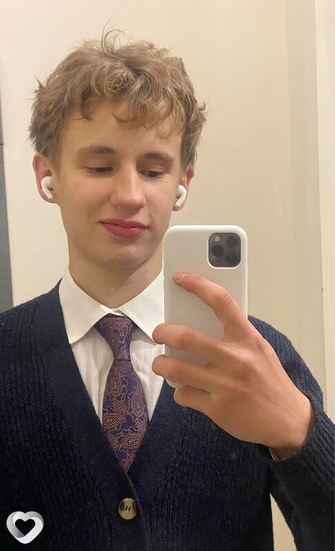 Богдан, 21, Москве — анкета №2383222