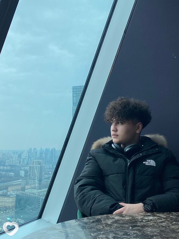 Федя, 19, Москве — анкета №2383684