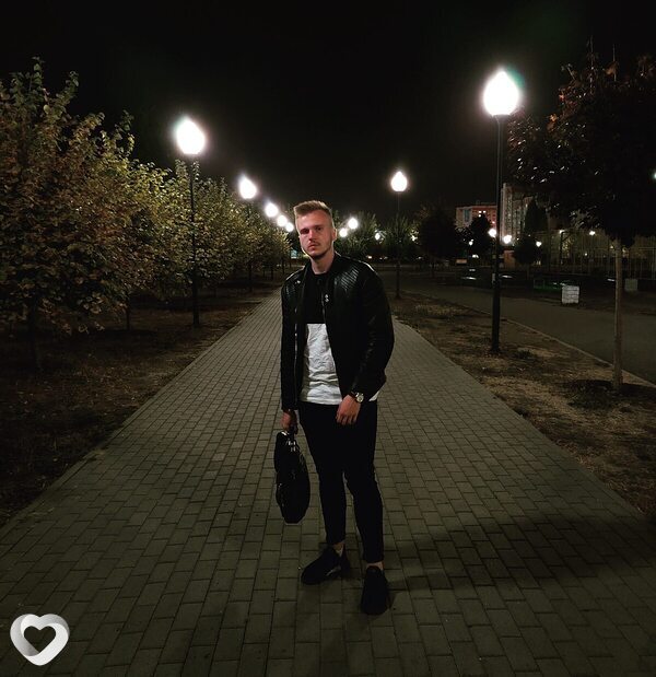 Максим, 26, Воронеже — анкета №2384047