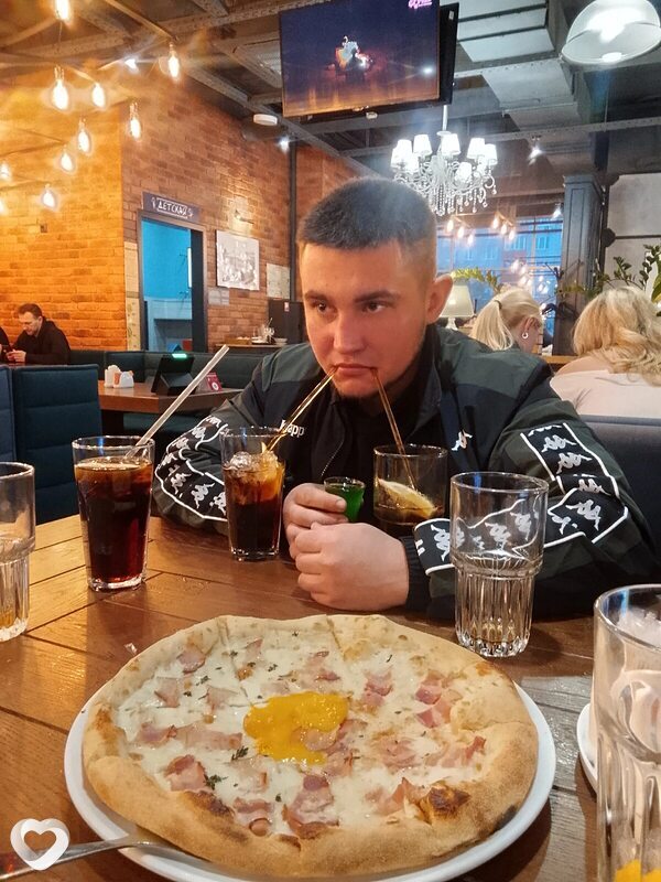 Андрей, 23, Москве — анкета №2384412