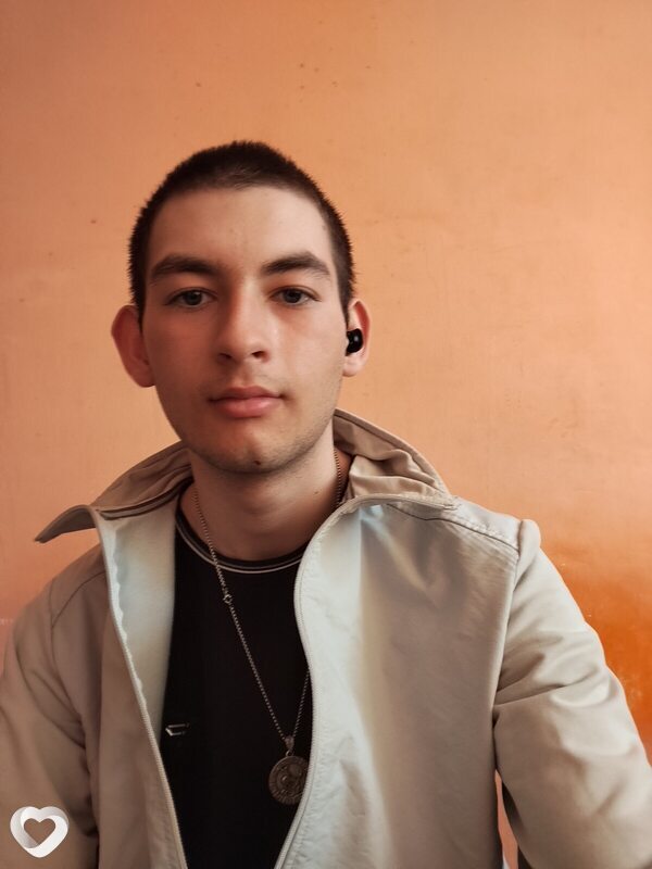 Григорий, 20, Омске — анкета №2384733