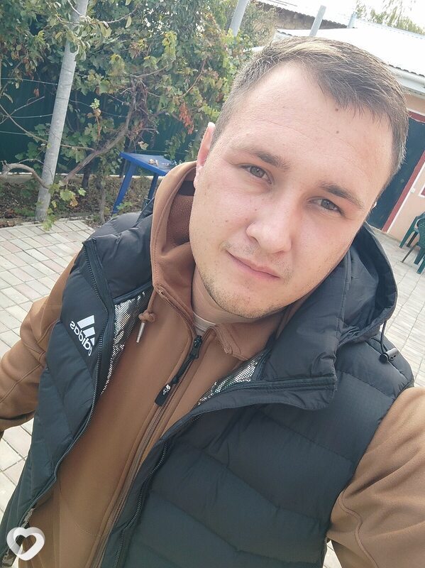 Александр, 26, Симферополе — анкета №2384841