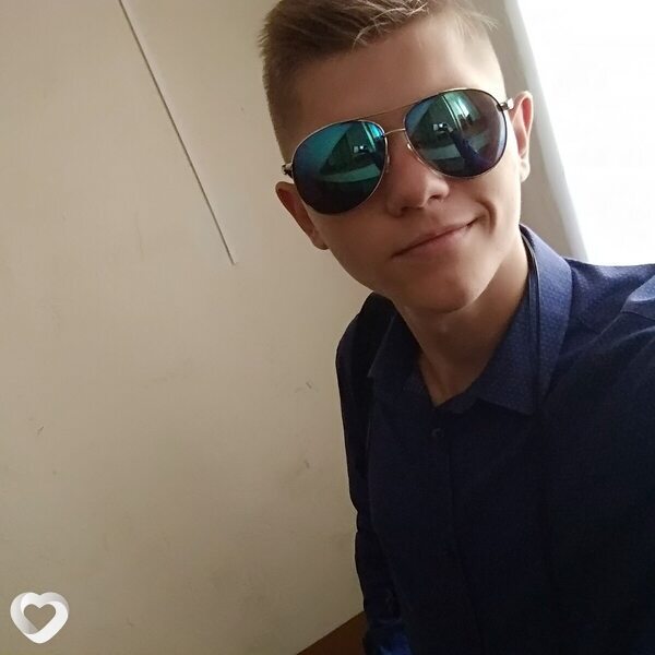 Артём, 26, Орше — анкета №2385010