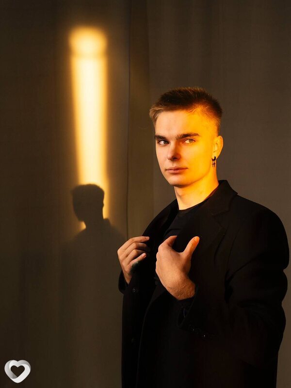 Женя, 19, Минске — анкета №2385324