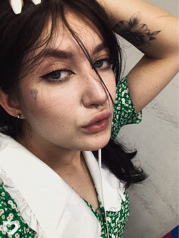 Лина, 21, Красногорске — анкета №2386017