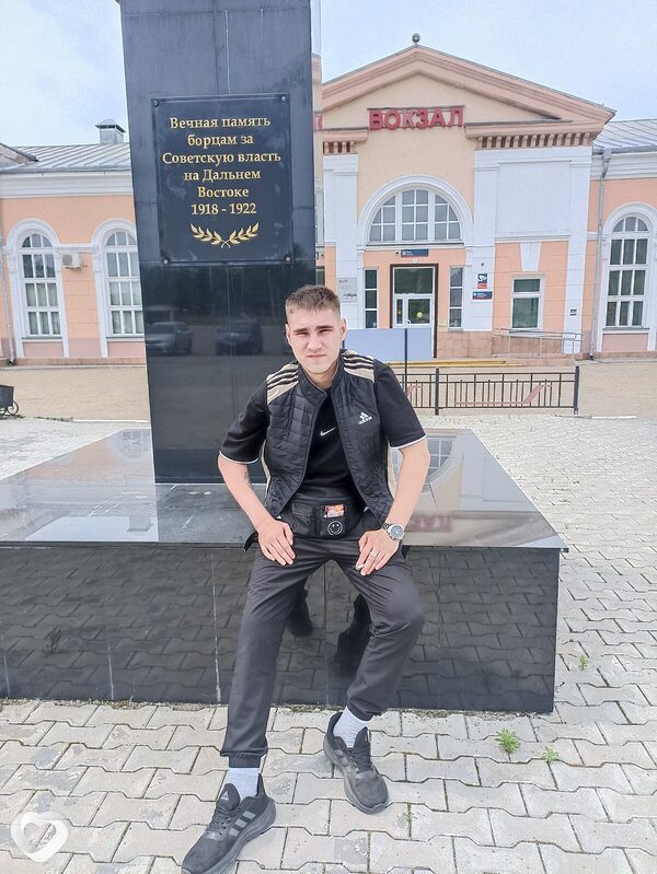 Евгений, 26, Владивостоке — анкета №2386159