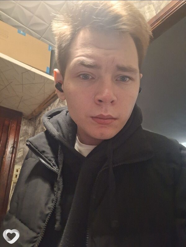 Александр, 23, Костроме — анкета №2386184