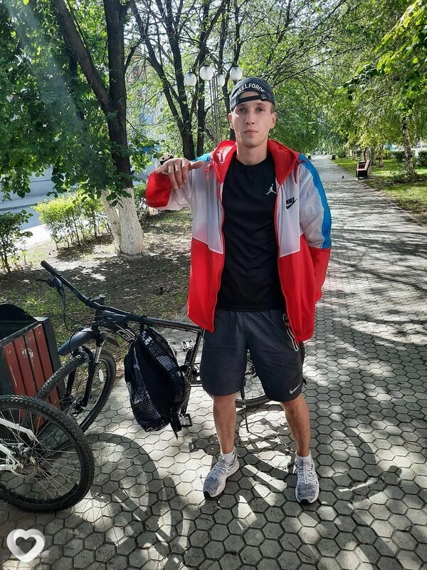 Александр, 26, Усть-Каменогорск — анкета №2386303