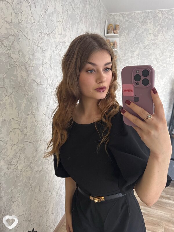 Дарья, 22, Барнауле — анкета №2386228