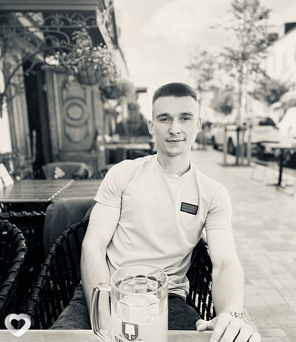 Андрей, 24, Санкт-Петербурге — анкета №2386668