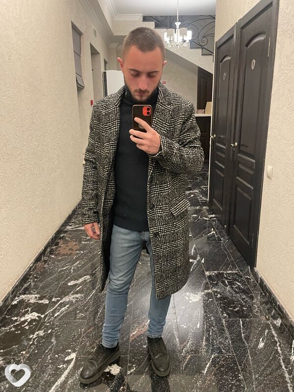 Константин, 27, Ессентуках — анкета №2386680
