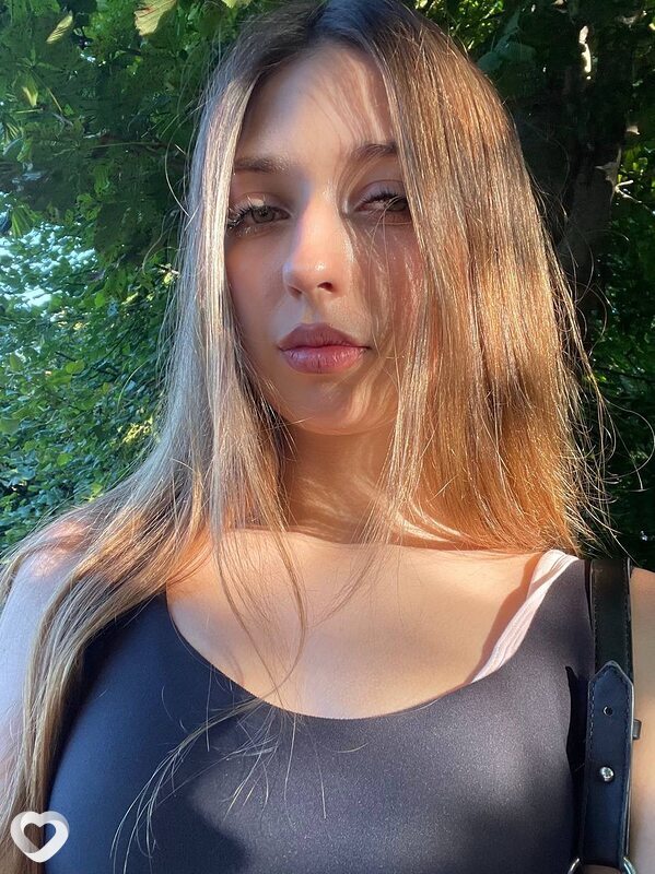 Арина, 20, Москве — анкета №2386872