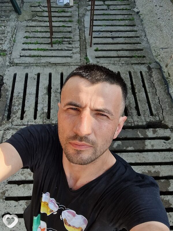 Nicolas, Сороки