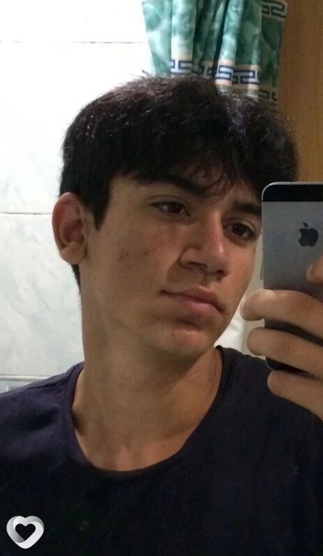 Михаил, 20, Барнауле — анкета №2387306