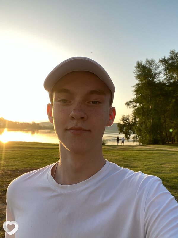 Вадим, 19, Перми — анкета №2387722