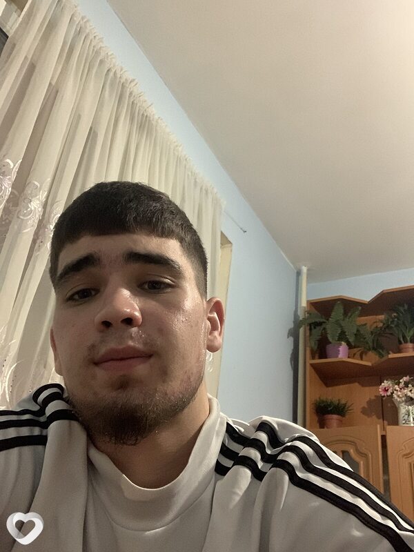 Амальчик, 21, Санкт-Петербурге — анкета №2387831