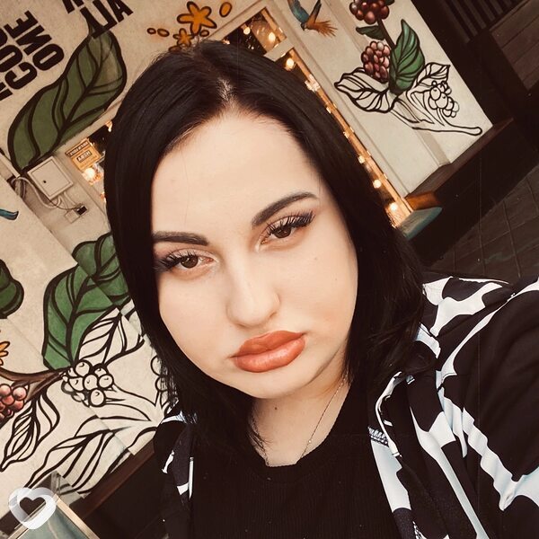 Алёна, 20, Краснодаре — анкета №2388778