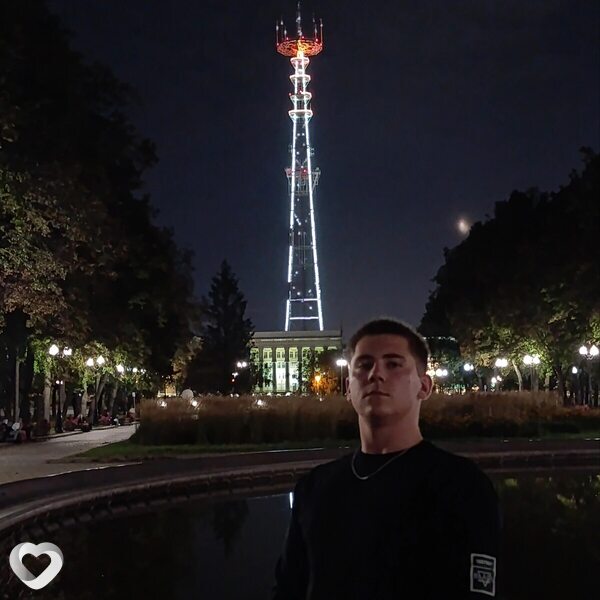Максим, 22, Минске — анкета №2388982