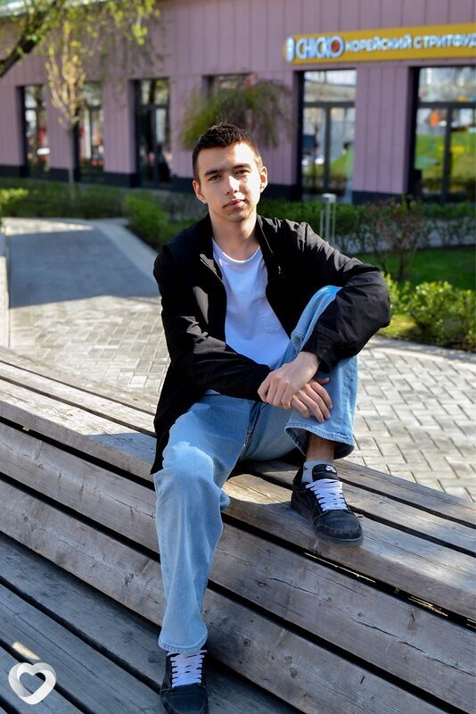 Артур, 19, Уфе — анкета №2389339