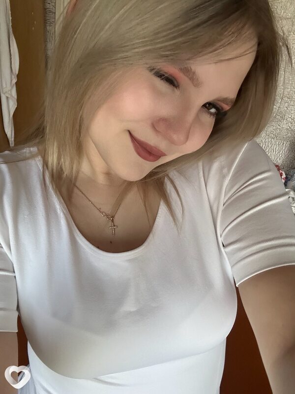Алина, 19, Краснодаре — анкета №2389521