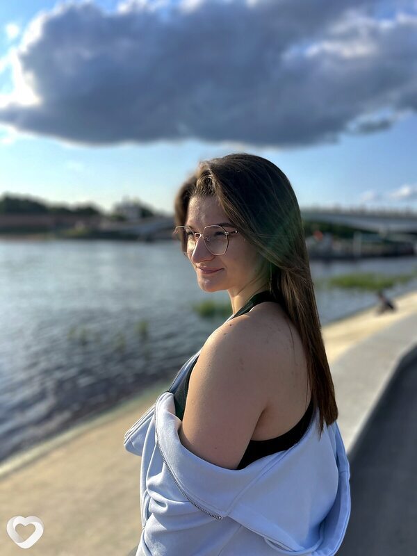 Алина, 25, Великом Новгороде — анкета №2389916