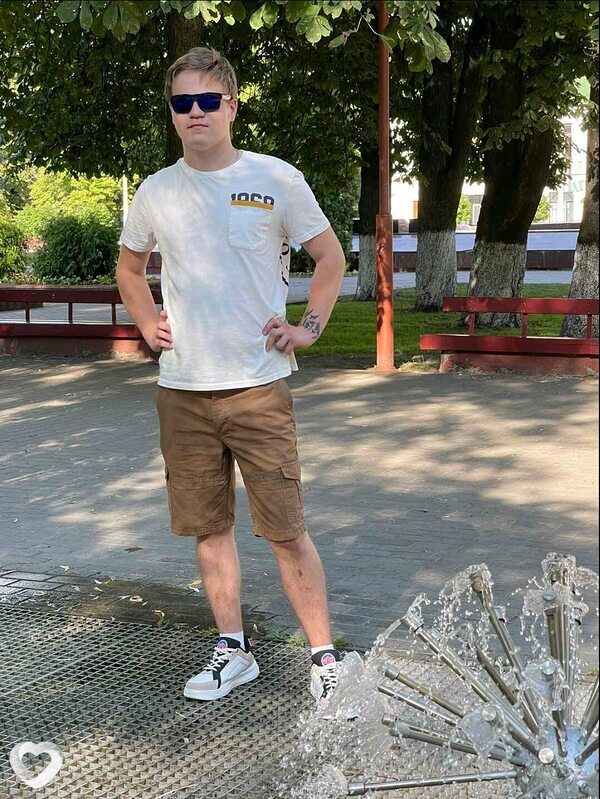 Кирилл, 24, Гродно — анкета №2390585