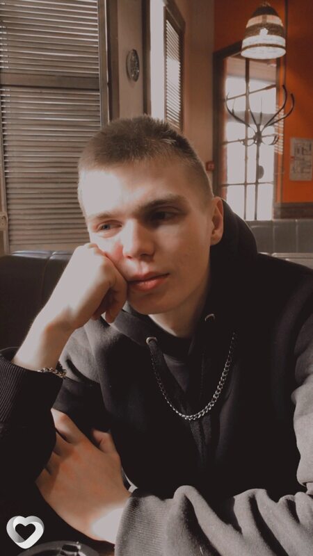 Андрей, 24, Москве — анкета №2390226