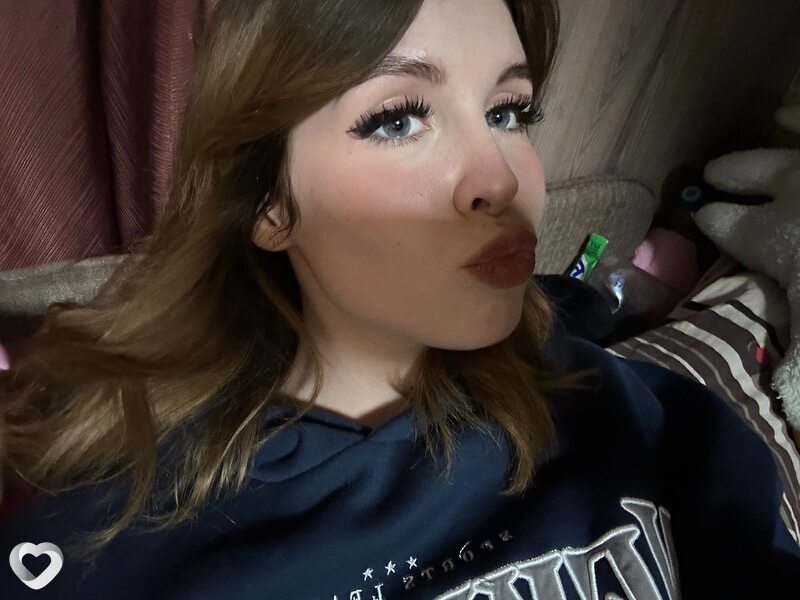 Настя, 19, Архангельске — анкета №2390643