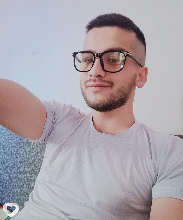 Лазиз, 27, Екатеринбурге — анкета №2390748