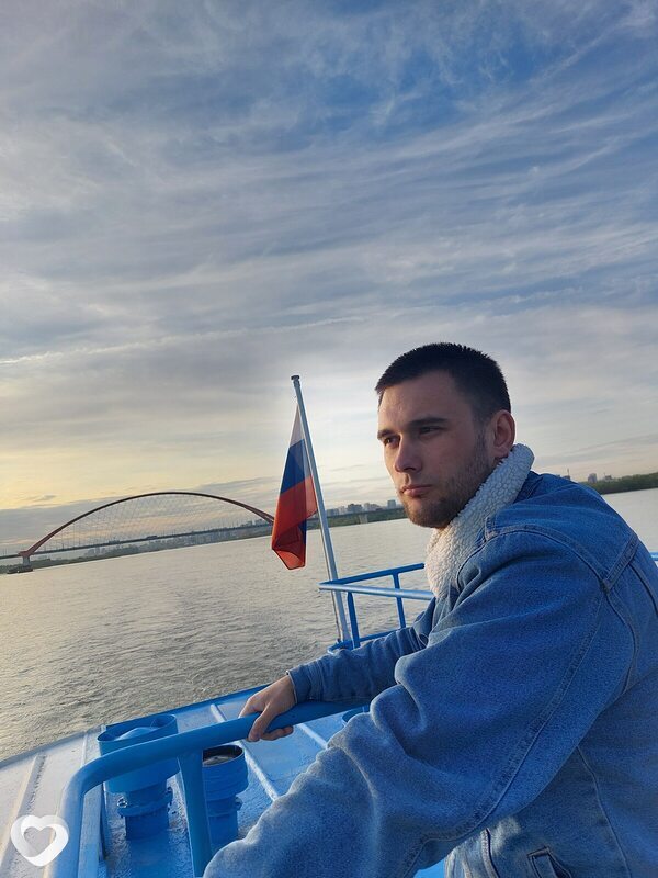 Сергей, 28, Кингисеппе — анкета №2392095