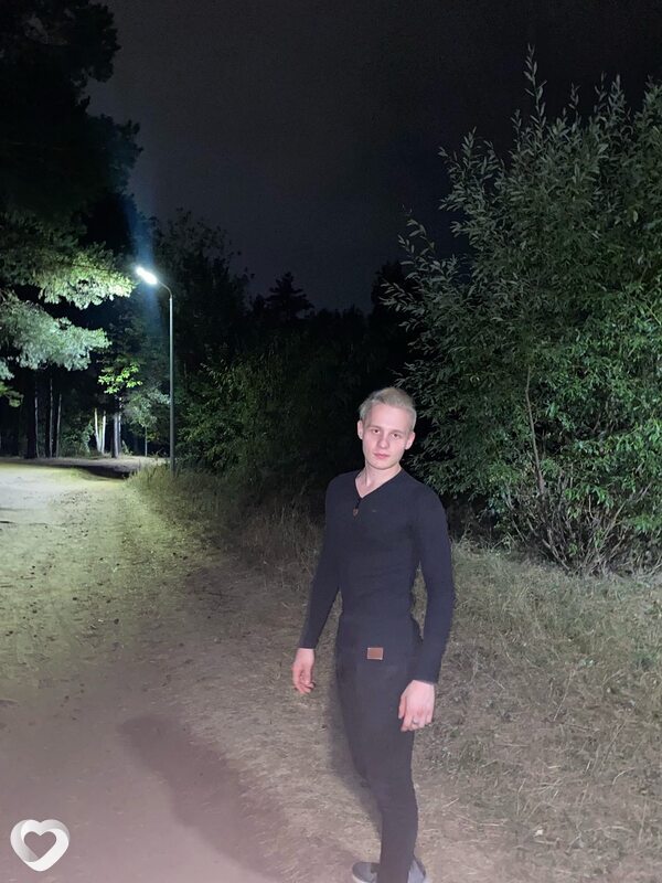 Кирилл, 27, Набережных Челнах — анкета №2392490
